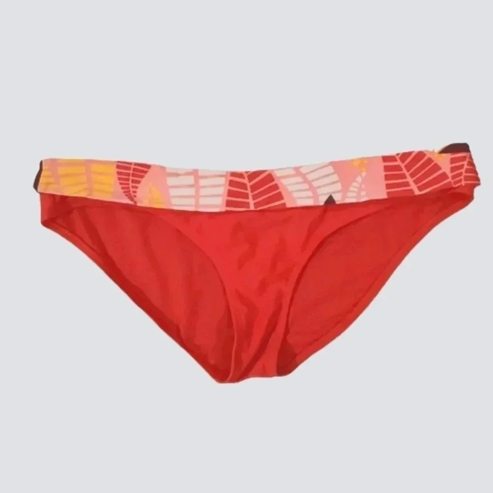 Body Glove red bikini bottom w/ fold over tropical waist strip Size Large